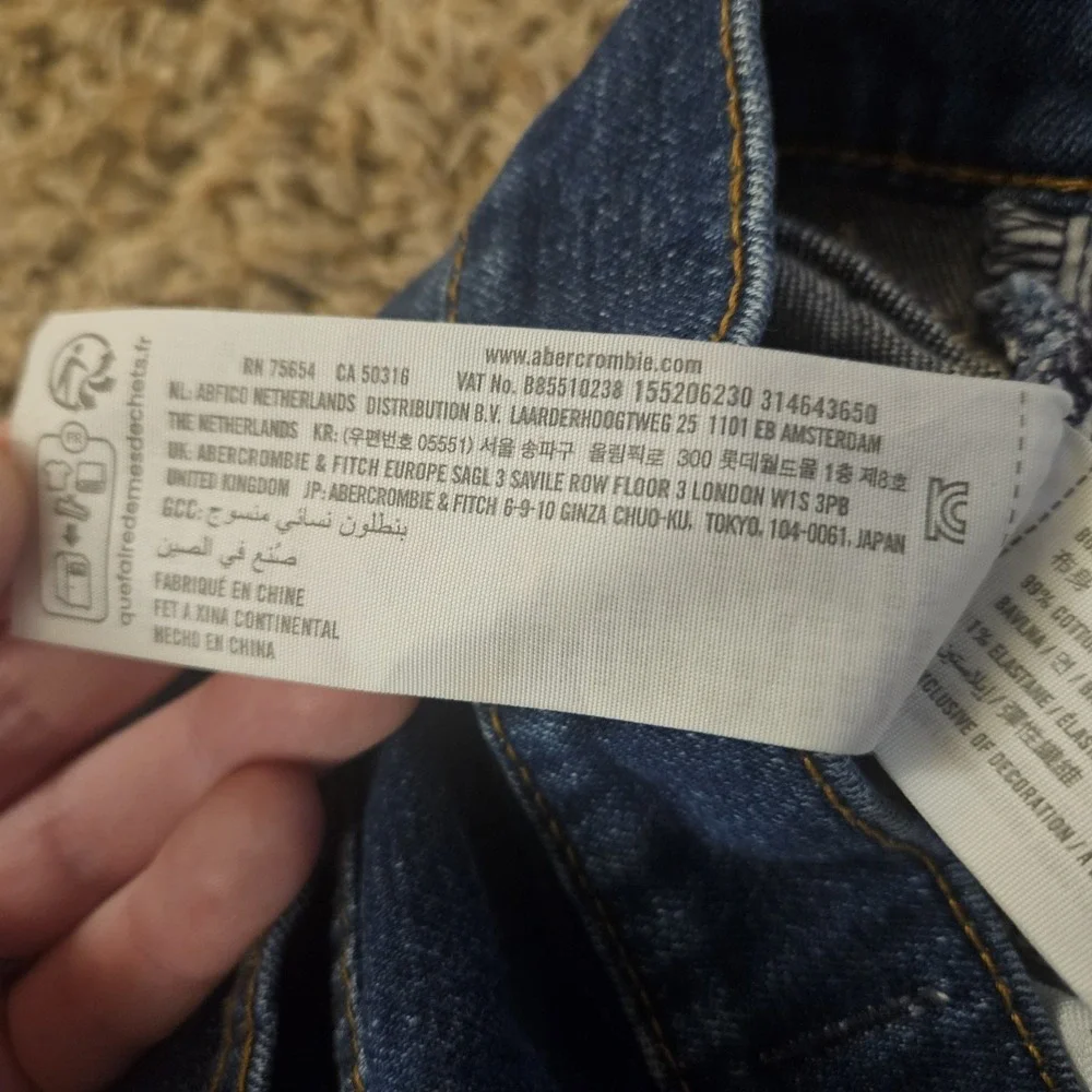 Abercrombie & Fitch Jeans Women The Slim Straight Ultra High Rise‎ Size 29 Long